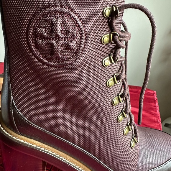 Tory Burch Miller 95 MM lug sole bootie in Fig - Picture 2 of 10